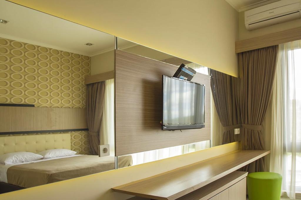 Daily Home Villa Dago Бандунг Екстериор снимка